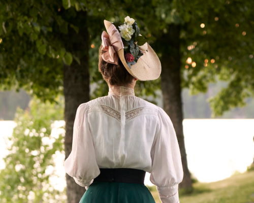 edwardian
          summer outfit