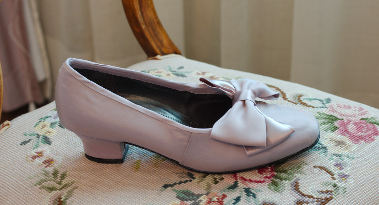 1870's lilac
                  satin shoes