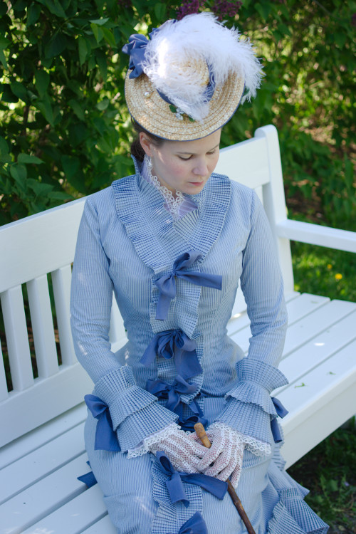 polonaise day
        dress 1876